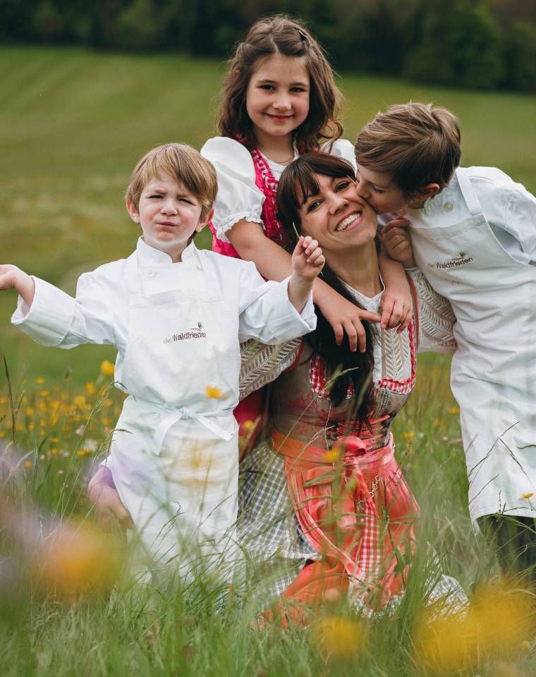 Mehr zu derWaldfrieden inside