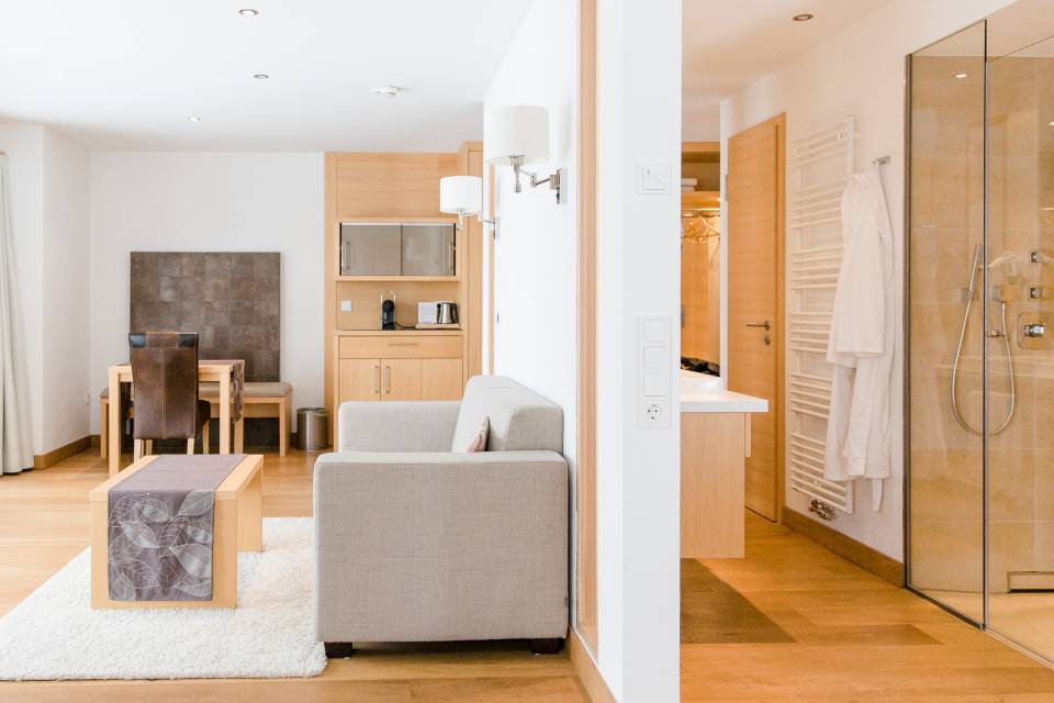 Hotel derWaldfrieden Hotelzimmer mit Wohnraum